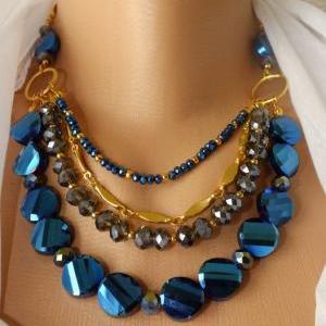 Australia Stylish Necklace With Crystals Custom..